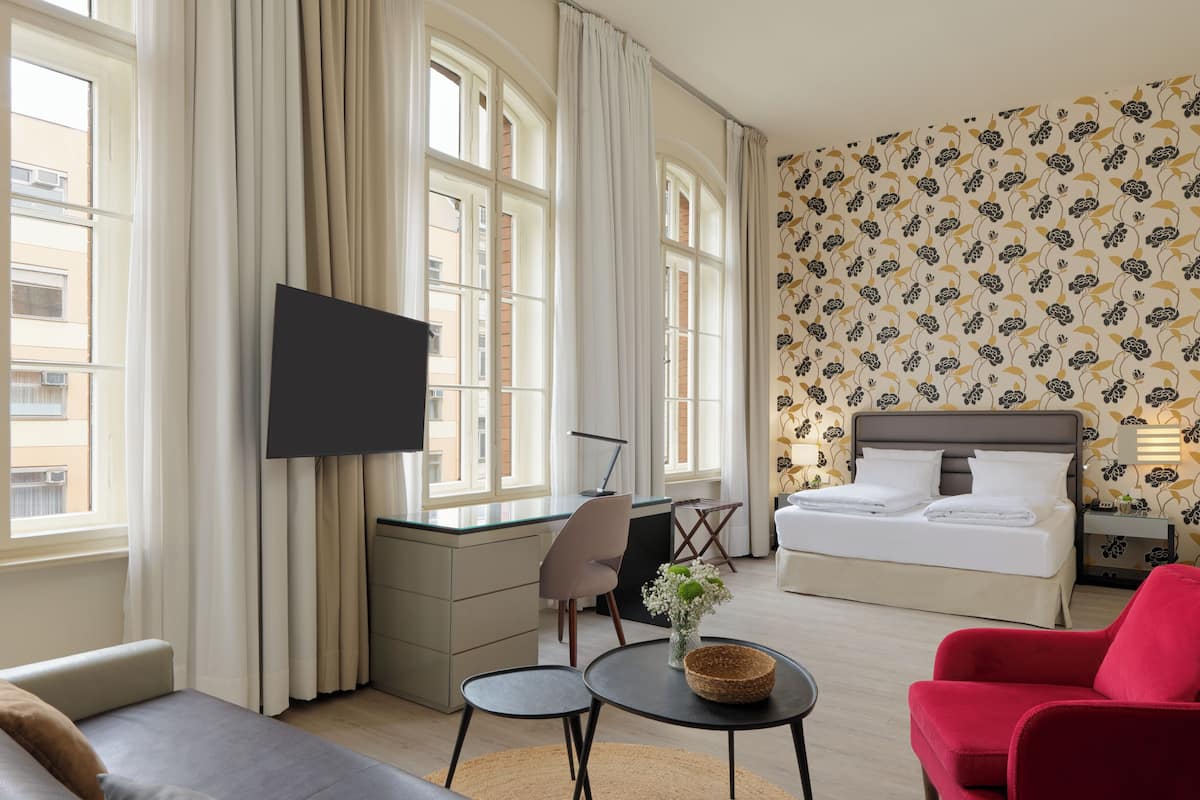 Gác Tiêu chuẩn | Bộ đồ giường kháng dị ứng, minibar, két bảo mật tại phòng, bàn