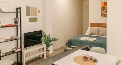 Suite by Hawkins interior 1st A