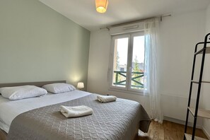 3 bedrooms, WiFi, bed sheets