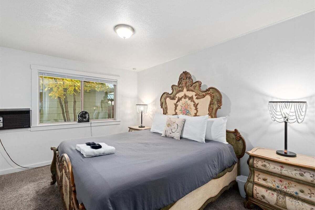 2 camere, ferro/asse da stiro, Wi-Fi, lenzuola