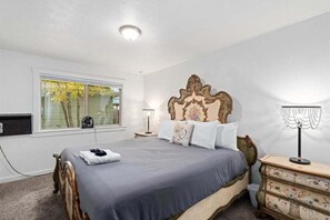 2 chambres, fer et planche à repasser, Wi-Fi, literie fournie