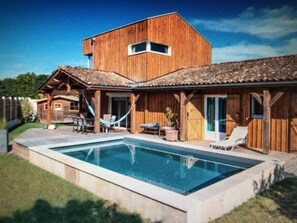 Piscine extérieure, piscine chauffée