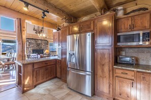 Fridge, microwave, oven, stovetop - Custom-Built Log Cabin - Impeccable Views - ATV's Welcome (Creede)