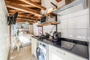 Fridge, microwave, coffee/tea maker, electric kettle