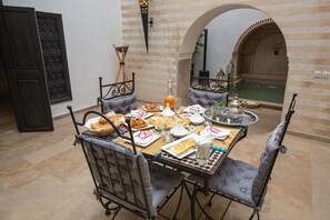 Free daily continental breakfast - Riad Rim  (Marrakech)