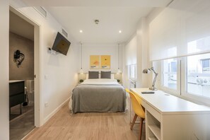 免费 WiFi、床单