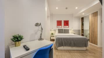 1 bedroom, desk, free WiFi, bed sheets