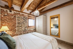 1 camera, ferro/asse da stiro, Wi-Fi gratuito, lenzuola