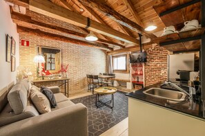 Interior - Beautiful Renovated apartment in the center 3 (Madrid)