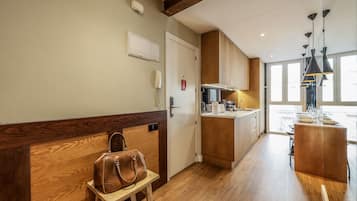 Fridge, microwave, coffee/tea maker, toaster