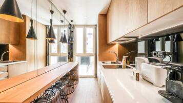 Fridge, microwave, coffee/tea maker, toaster