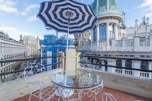 Impressive penthouse in the center of Madrid 