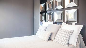 2 dormitorios, tabla de planchar con plancha, wifi gratis y ropa de cama