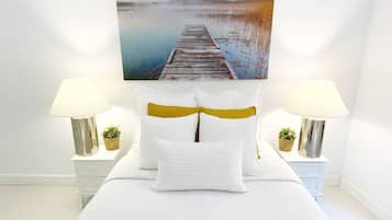 2 slaapkamers, een strijkplank/strijkijzer, gratis wifi, beddengoed