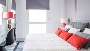 3 slaapkamers, een strijkplank/strijkijzer, gratis wifi, beddengoed