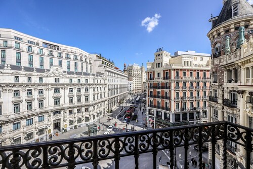 Impressive apartment in the center of Madrid
