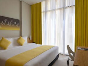 Sengetøy av topp kvalitet, memory foam-senger og safe på rommet