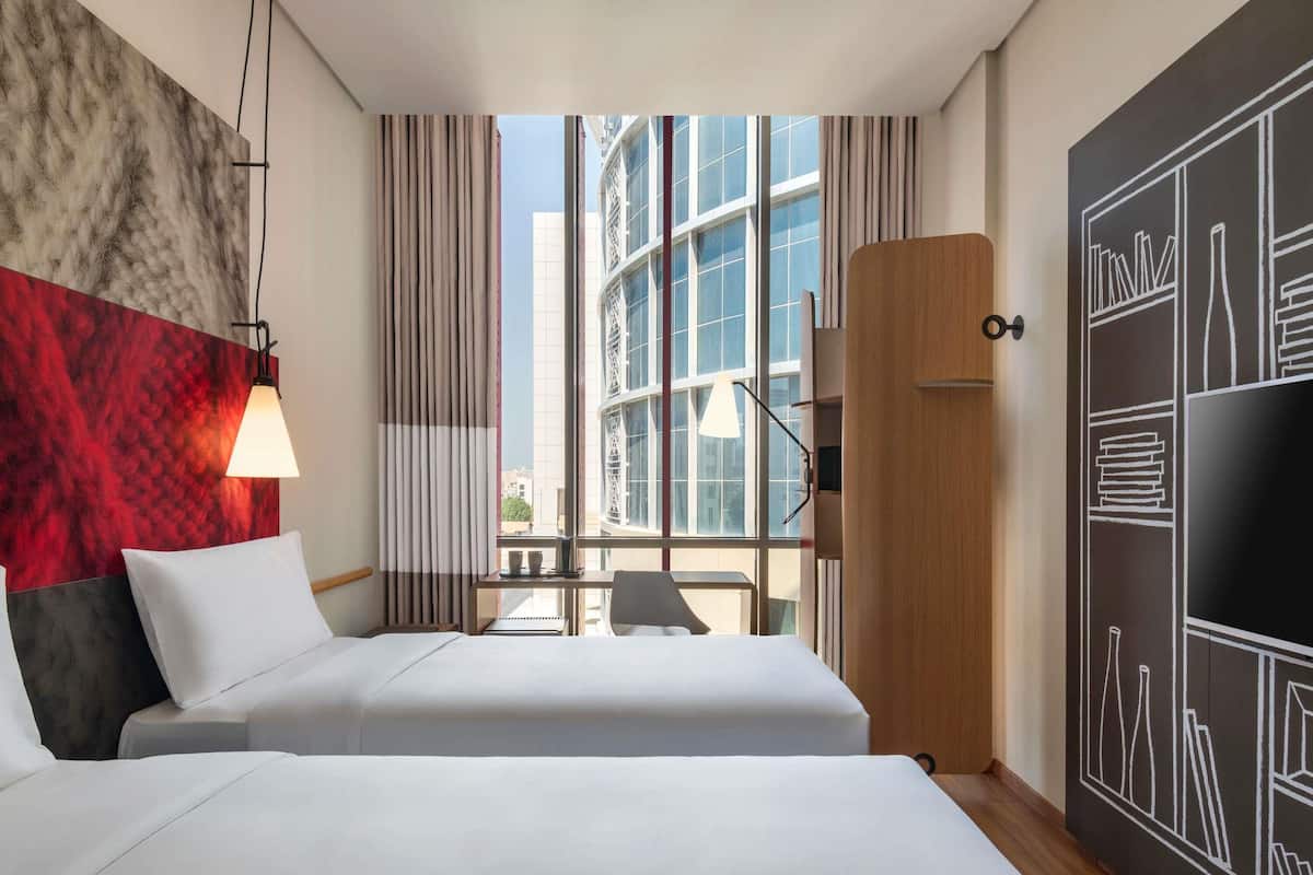 Standard Twin Room, 2 Twin Beds | Premium bedding, memory foam beds, minibar, in-room safe
