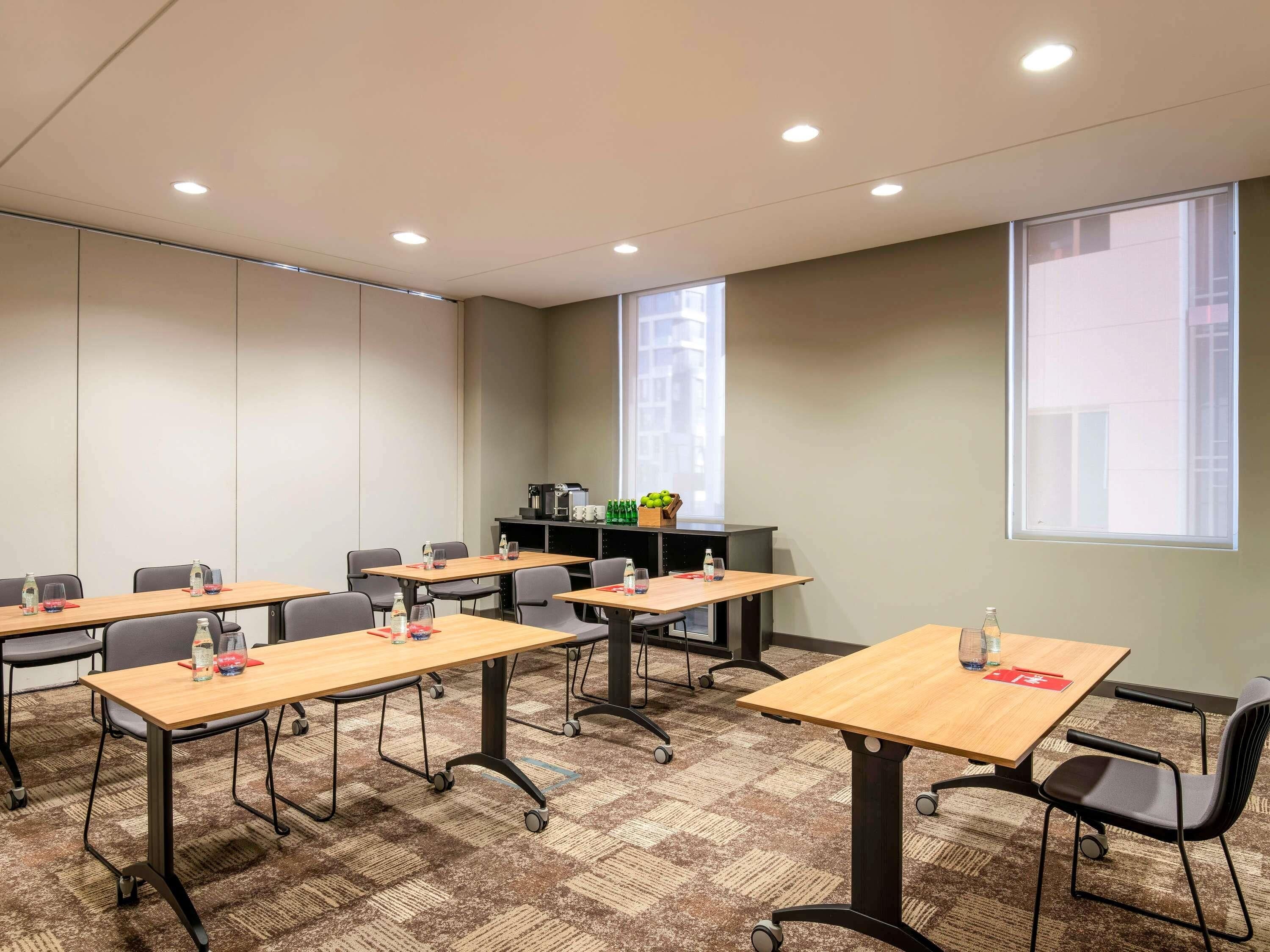 Meeting facility