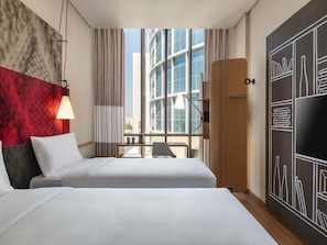 Standard tvåbäddsrum - 2 enkelsängar | Sängtillbehör av högsta kvalitet, memory foam-madrasser och minibar