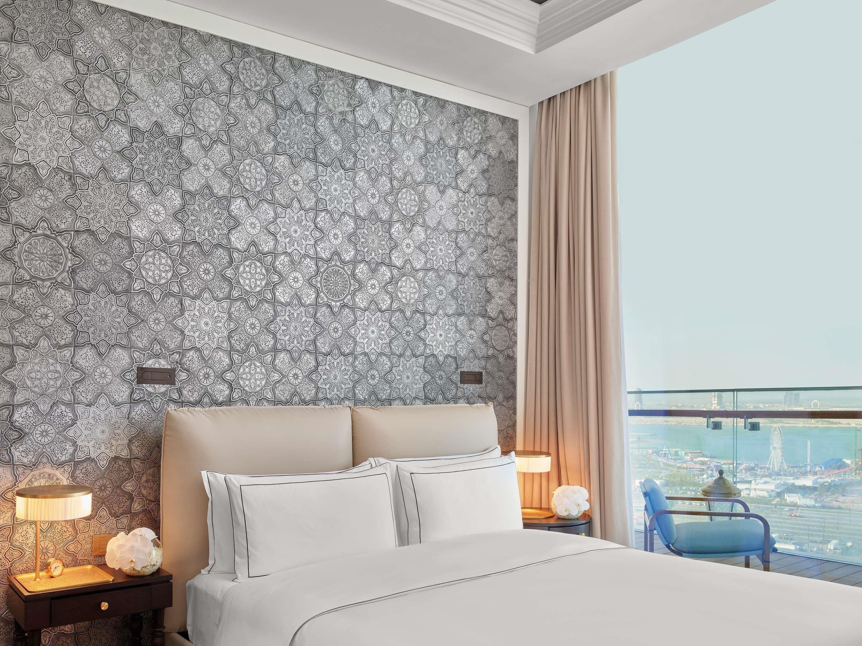 Suite (Gulf)