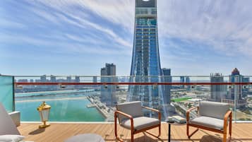 Allergikerbettwaren, Minibar, Zimmersafe, individuell dekoriert