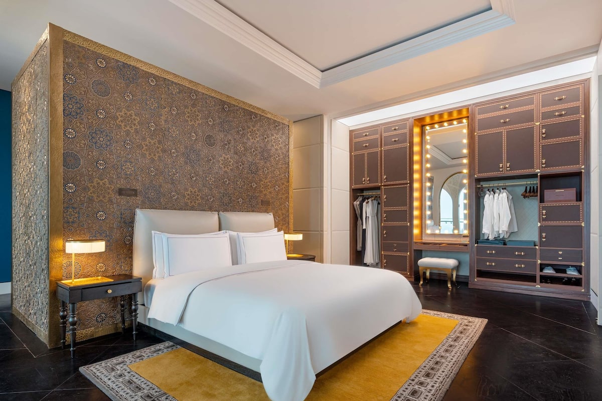 Ropa de cama hipoalergénica y minibar