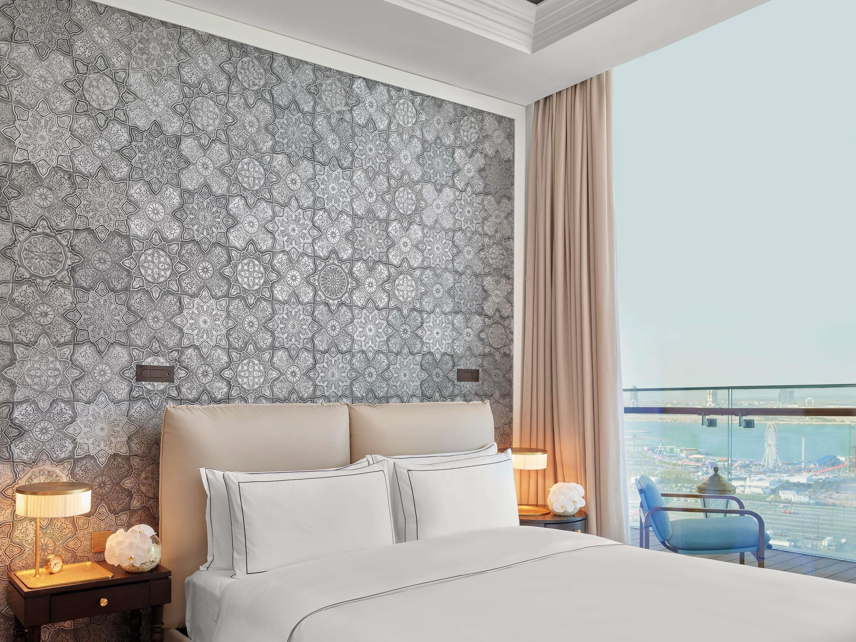 Suite (Gulf) | Hypo-allergenic bedding, minibar, in-room safe, individually decorated