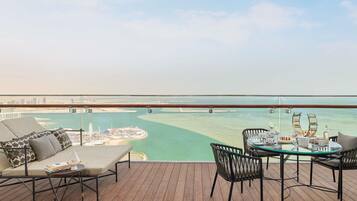 Suite (Parisian, 1 double and 2 twin beds) | 1 bedroom, hypo-allergenic bedding, minibar, in-room safe
