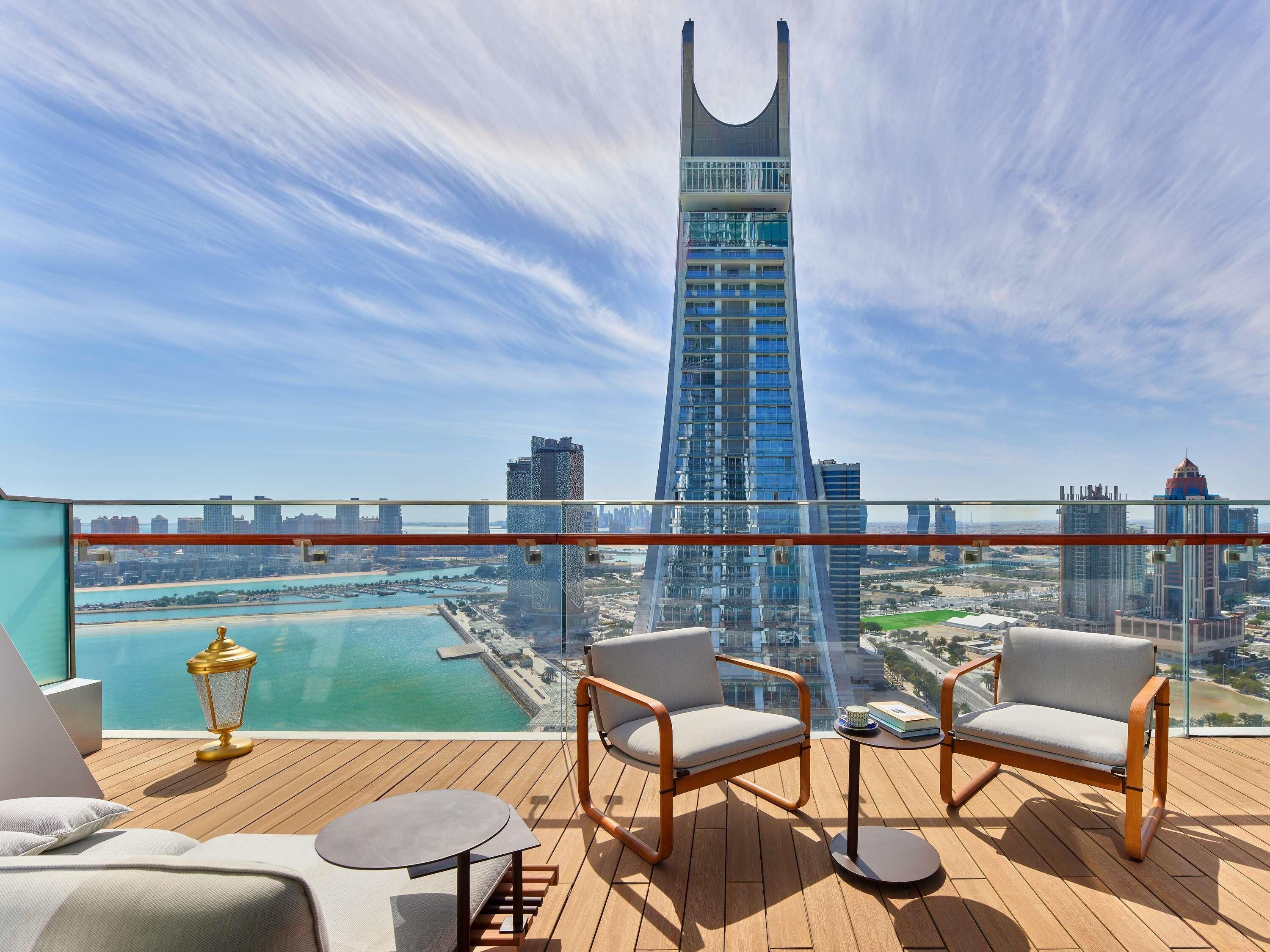 Seprai antialergi, minibar, brankas, dan didekorasi berbeda-beda