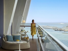 Sábanas de algodón egipcio, ropa de cama de alta calidad y minibar 