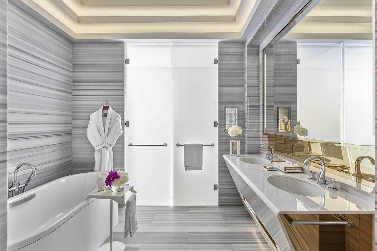1 bedroom, Egyptian cotton sheets, premium bedding, minibar