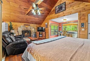 1 habitación, tabla de planchar con plancha, wifi gratis y ropa de cama