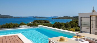 Luxury Villa Murter Exotic with pool, gym, sauna and sea view