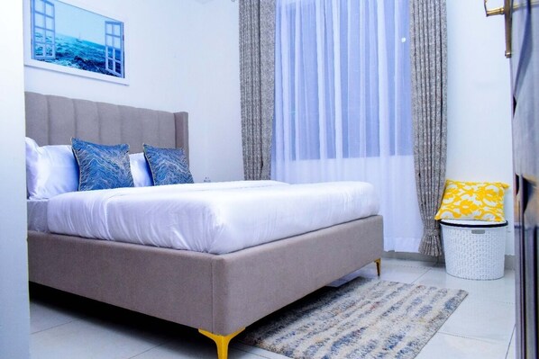 2 間睡房、房內夾萬、免費 Wi-Fi、床單