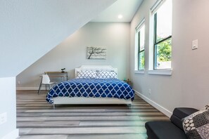 7 bedrooms, iron/ironing board, free WiFi