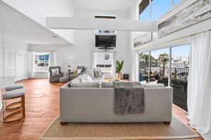 TV connectée, cheminée