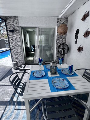 Dining - New Luxurious Coastal Resort 3-Beedroom 2 Bath Private Pool 
 (Venice)