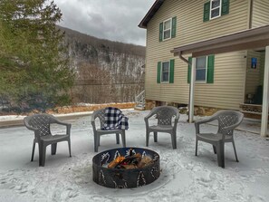 المنطقة المحيطة بالمنشأة