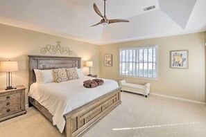 3 bedrooms, desk, iron/ironing board, free WiFi