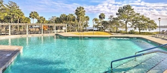 Beautiful Callawassie Island Home w/ Free Golf & Tennis / Dogs Stay for free!