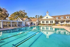 Outdoor pool, a heated pool