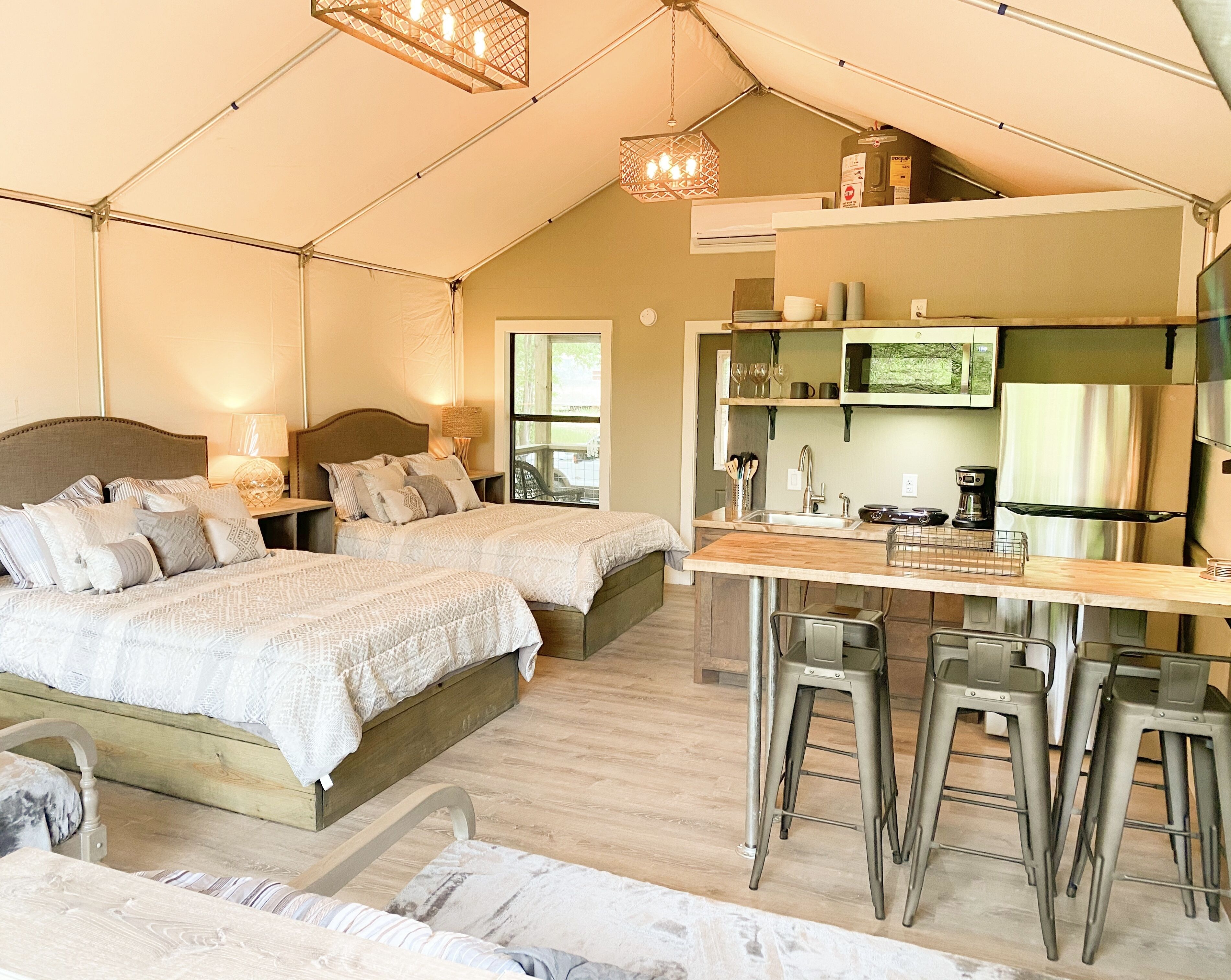 Standard Cabin | Premium bedding, individually furnished, free WiFi, bed sheets