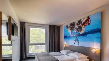Double Room | Desk, soundproofing, WiFi (free), bed sheets