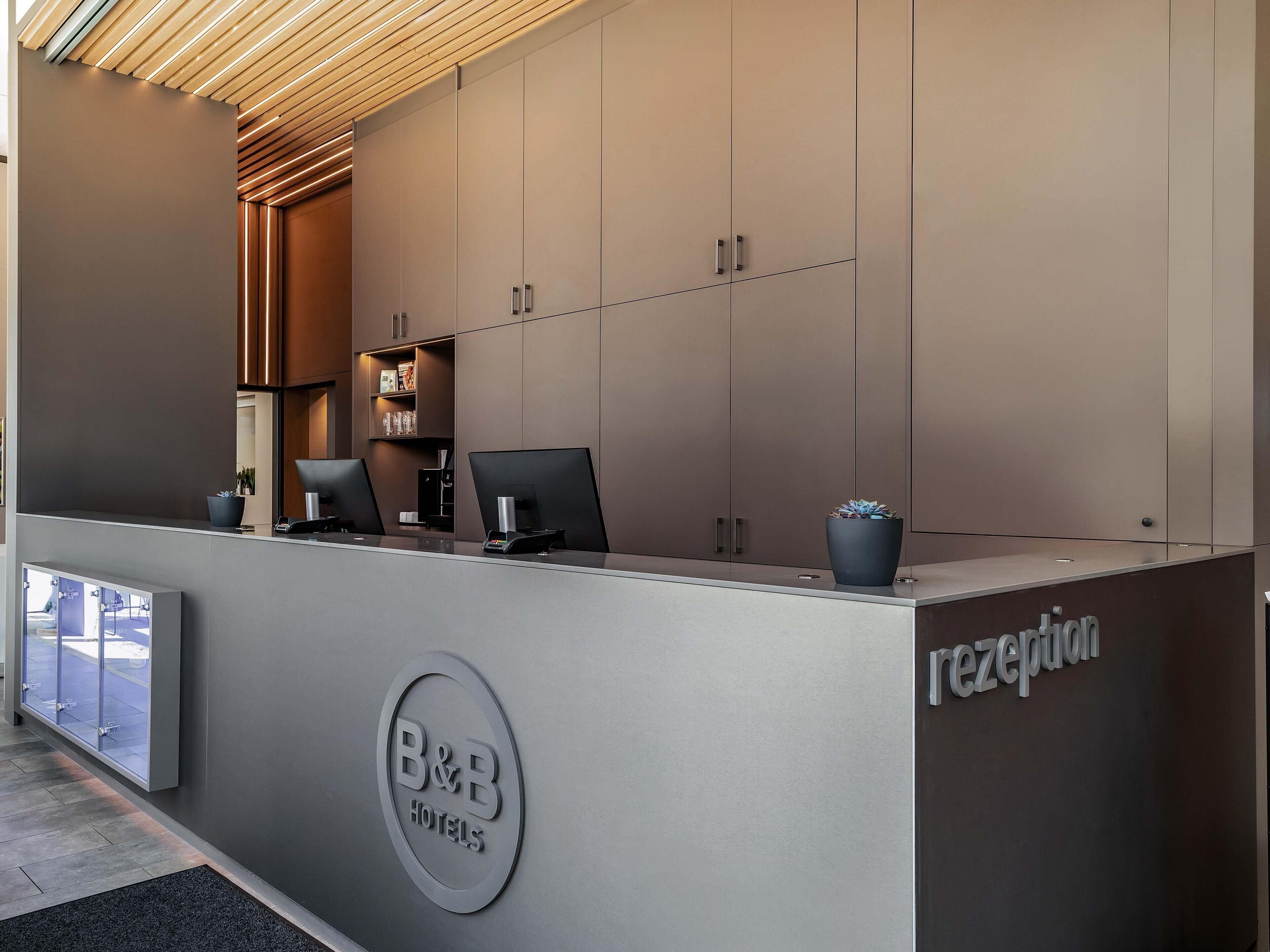 Schreibtisch, schallisolierte Zimmer, kostenloses WLAN, Bettwäsche