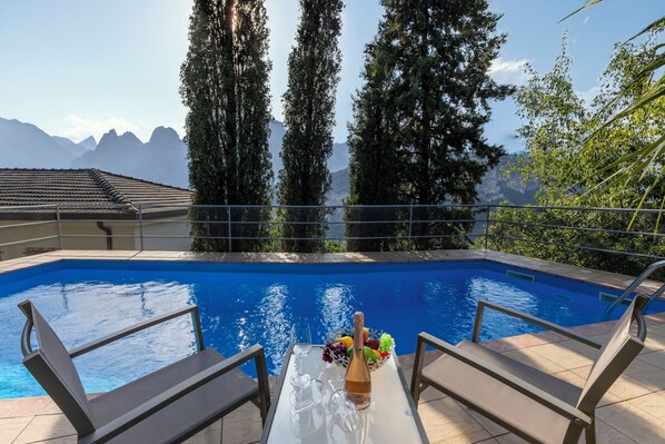 Seasonal outdoor pool