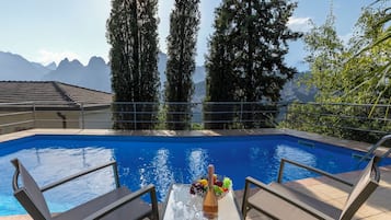 Familienvilla, Mehrere Schlafzimmer, Bergseite (Villa Panorama with private pool) | Pool
