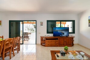 Interior - Bungalow Sonnenland Los Tinos II by VillaGranCanaria (Maspalomas)