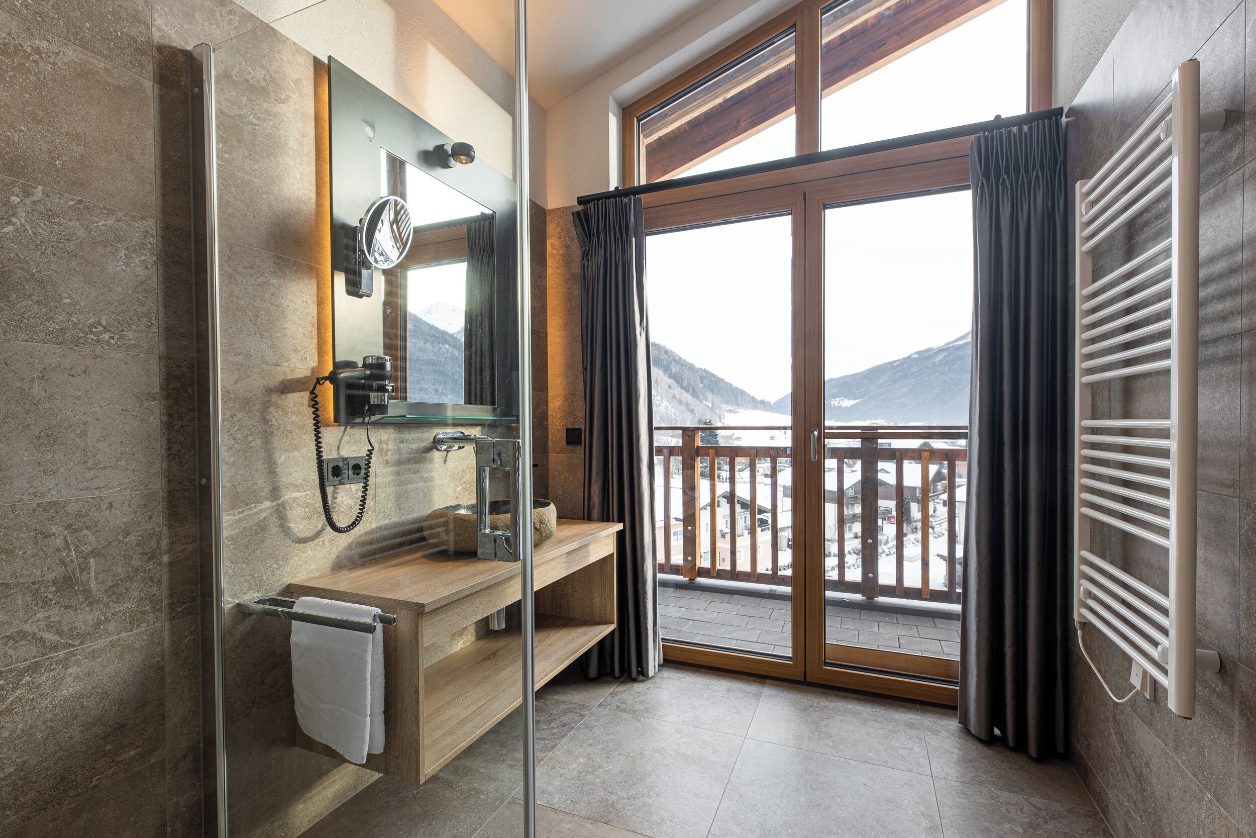 Deluxe Apartment | Bilik Mandi | Pengering rambut, jubah mandi, sabun, syampu 