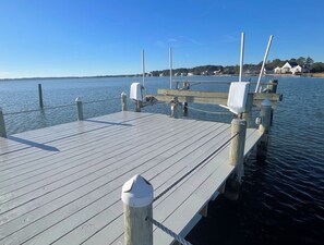 5 bedrooms, free WiFi, bed sheets